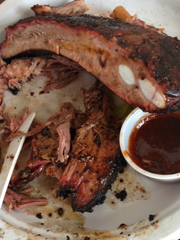 Eat Like a Local in Dallas - Pecan Lodge