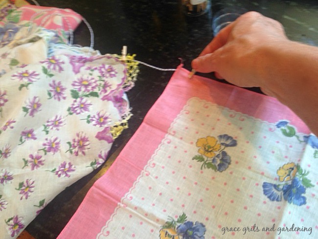 how to make vintage hanky bunting