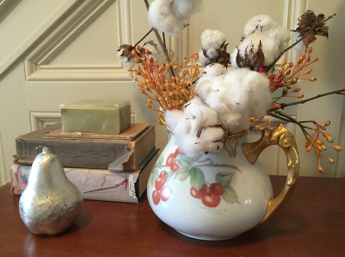 Cotton in the entryway